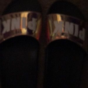 Meet your Posher, Tia